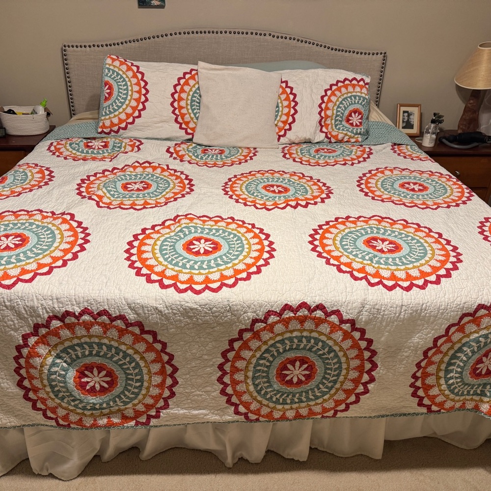 Ellery Homestyles Anthology Mandala Pattern Quilted Coverlet 3-pc Set KING